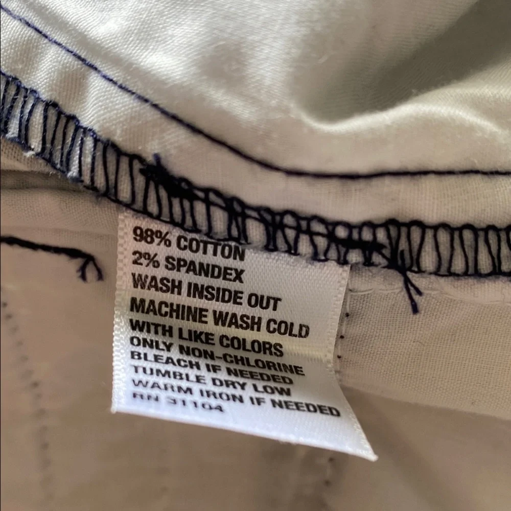 Crown & Ivy Women's Shorts - Picture 5 of 5